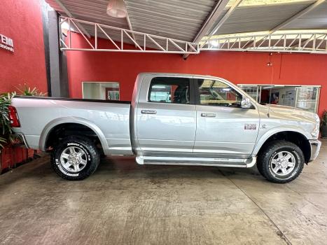 RAM 2500 6.7 I6 24V SLT CABINE DUPLA TURBO DIESEL LARAMIE 4X4 AUTOM�TICO, Foto 5