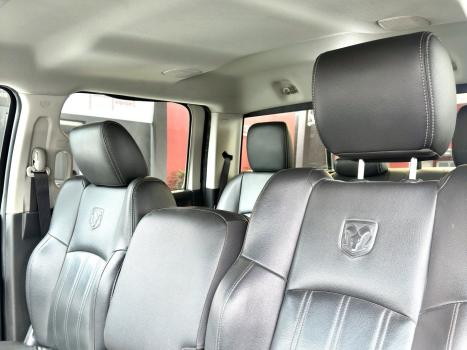 RAM 2500 6.7 I6 24V SLT CABINE DUPLA TURBO DIESEL LARAMIE 4X4 AUTOM�TICO, Foto 11