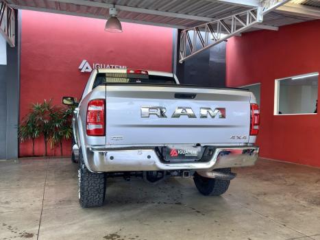 RAM 2500 6.7 I6 24V SLT CABINE DUPLA TURBO DIESEL LARAMIE 4X4 AUTOM�TICO, Foto 22