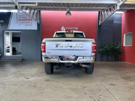 RAM 2500 6.7 I6 24V SLT CABINE DUPLA TURBO DIESEL LARAMIE 4X4 AUTOM�TICO, Foto 21