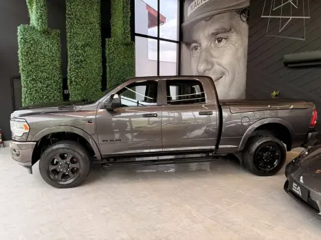 RAM 2500 6.7 I6 24V SLT CABINE DUPLA TURBO DIESEL LARAMIE 4X4 AUTOM�TICO, Foto 6