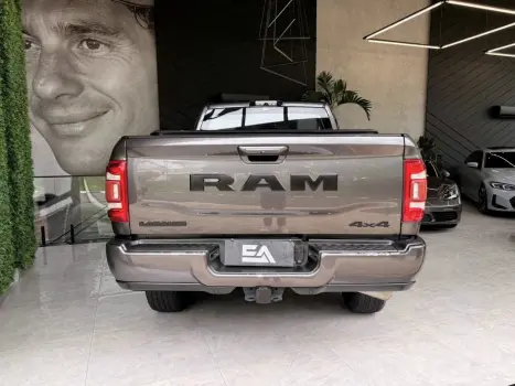 RAM 2500 6.7 I6 24V SLT CABINE DUPLA TURBO DIESEL LARAMIE 4X4 AUTOM�TICO, Foto 8