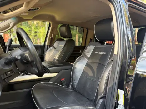 RAM 2500 6.7 I6 24V SLT CABINE DUPLA TURBO DIESEL LARAMIE 4X4 AUTOM�TICO, Foto 18