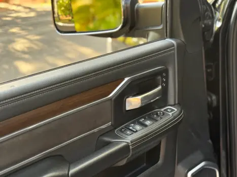 RAM 2500 6.7 I6 24V SLT CABINE DUPLA TURBO DIESEL LARAMIE 4X4 AUTOM�TICO, Foto 20