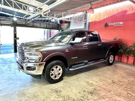 RAM 3500 6.7 I6 LARAMIE CABINE DUPLA TURBO DIESEL AUTOMÁTICO, Foto 2 RAM 3500 6.7 I6 LARAMIE CABINE DUPLA TURBO DIESEL AUTOMÁTICO, Foto 2