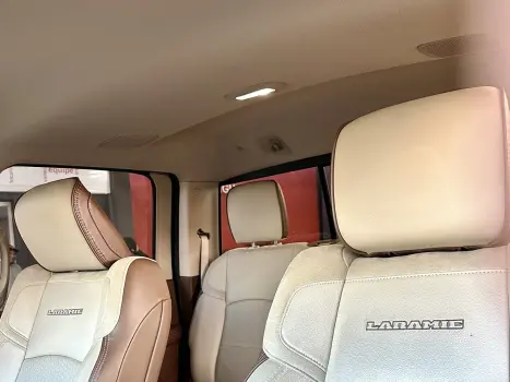 RAM 3500 6.7 I6 LARAMIE CABINE DUPLA TURBO DIESEL AUTOMÁTICO, Foto 11 RAM 3500 6.7 I6 LARAMIE CABINE DUPLA TURBO DIESEL AUTOMÁTICO, Foto 11