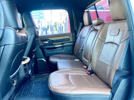 RAM 3500 6.7 I6 LIMITED LONG HORN CABINE DUPLA 4X4 TURBO DIESEL AUTOM�TICO, Foto 4