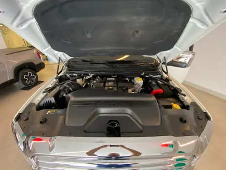 RAM 3500 6.7 I6 LIMITED LONG HORN CABINE DUPLA 4X4 TURBO DIESEL AUTOM�TICO, Foto 9