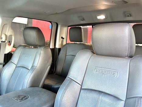 RAM Classic 5.7 V8 32V 4P HEMI LARAMIE AUTOMTICO, Foto 13