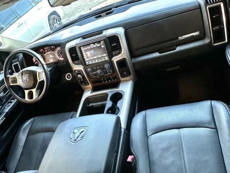 RAM Classic 5.7 V8 32V 4P HEMI LARAMIE AUTOMTICO, Foto 14