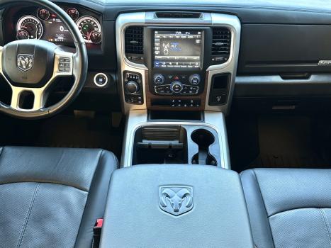 RAM Classic 5.7 V8 32V 4P HEMI LARAMIE AUTOMTICO, Foto 18