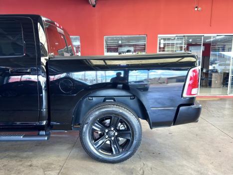 RAM Classic 5.7 V8 32V 4P HEMI LARAMIE AUTOM�TICO, Foto 7