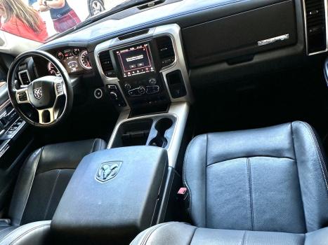 RAM Classic 5.7 V8 32V 4P HEMI LARAMIE AUTOM�TICO, Foto 20
