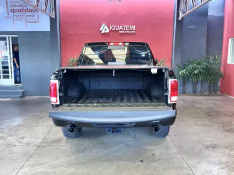 RAM Classic 5.7 V8 32V 4P HEMI LARAMIE AUTOM�TICO, Foto 6
