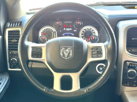 RAM Classic 5.7 V8 32V 4P HEMI LARAMIE AUTOM�TICO, Foto 11