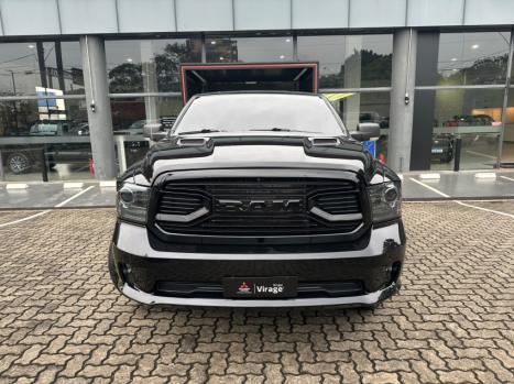 RAM Classic 5.7 V8 32V 4P HEMI LARAMIE NIGHT EDITION AUTOMÁTICO, Foto 3