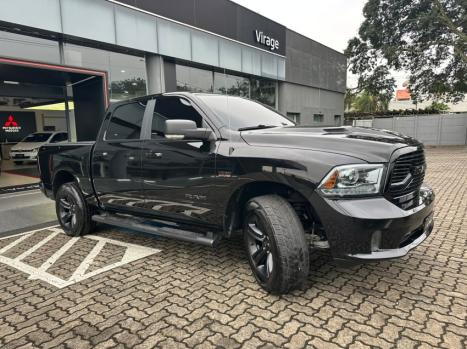 RAM Classic 5.7 V8 32V 4P HEMI LARAMIE NIGHT EDITION AUTOMÁTICO, Foto 4