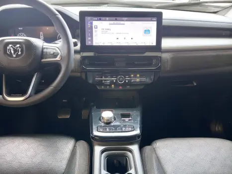 RAM Rampage 2.0 4P HURRICANE 4 TURBO R/T 4X4 AUTOM�TICO, Foto 12