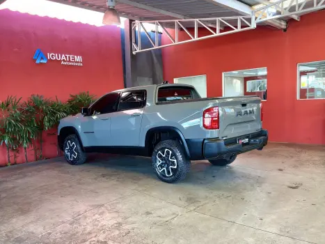 RAM Rampage 2.0 4P HURRICANE 4 TURBO REBEL 4X4 AUTOM�TICO, Foto 7