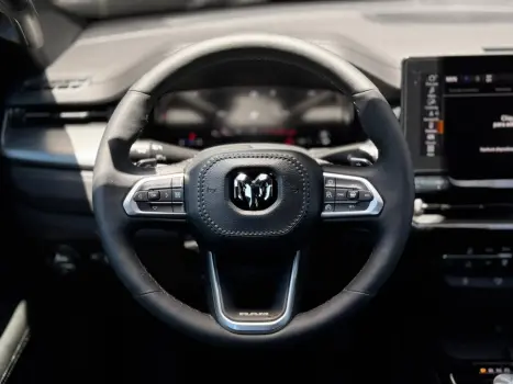 RAM Rampage 2.2 4P REBEL TURBO DIESEL 4X4 AUTOM�TICO, Foto 14