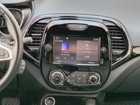 RENAULT Captur 1.3 16V 4P FLEX TCE INTENSE TURBO X-TRONIC AUTOM�TICO CVT, Foto 8