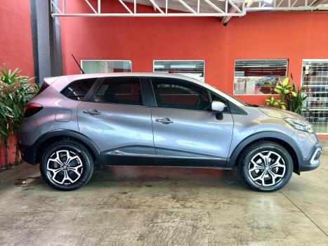 RENAULT Captur 1.3 16V 4P FLEX TCE ICONIC TURBO X-TRONIC AUTOM�TICO CVT, Foto 16