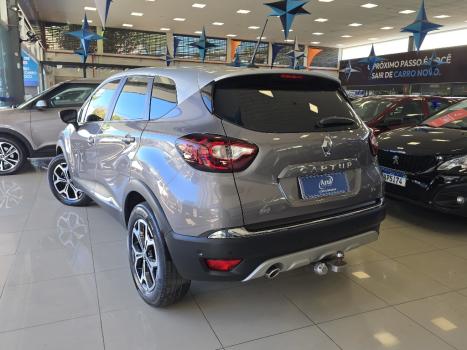 RENAULT Captur 1.3 16V 4P FLEX TCE ICONIC TURBO X-TRONIC AUTOM�TICO CVT, Foto 4