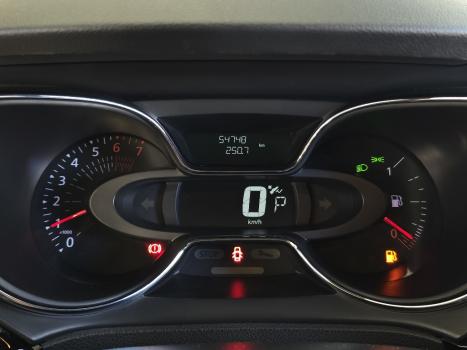 RENAULT Captur 1.3 16V 4P FLEX TCE ICONIC TURBO X-TRONIC AUTOM�TICO CVT, Foto 12