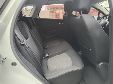 RENAULT Captur 1.6 16V 4P FLEX SCE LIFE X-TRONIC CVT, Foto 4 RENAULT Captur 1.6 16V 4P FLEX SCE LIFE X-TRONIC CVT, Foto 4