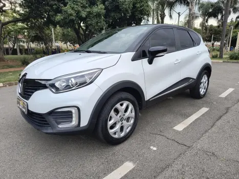 RENAULT Captur 1.6 16V 4P FLEX SCE LIFE X-TRONIC CVT, Foto 10 RENAULT Captur 1.6 16V 4P FLEX SCE LIFE X-TRONIC CVT, Foto 10