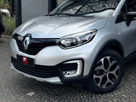 RENAULT Captur 1.6 16V 4P FLEX SCE INTENSE X-TRONIC CVT, Foto 2
