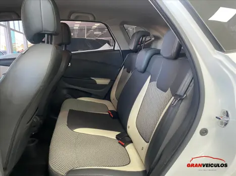 RENAULT Captur 1.6 16V 4P FLEX SCE INTENSE X-TRONIC CVT, Foto 12