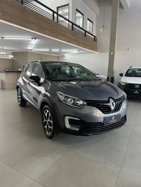 RENAULT Captur 1.6 16V 4P FLEX SCE LIFE X-TRONIC CVT, Foto 1
