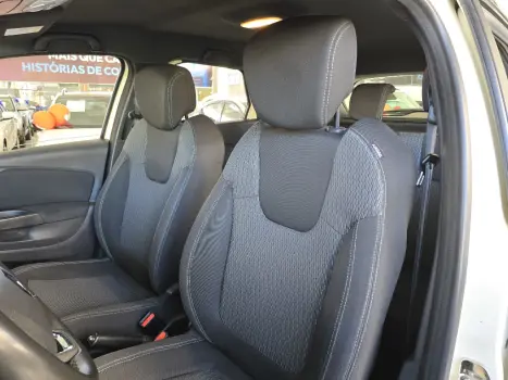 RENAULT Captur 1.6 16V 4P FLEX SCE LIFE X-TRONIC CVT, Foto 16