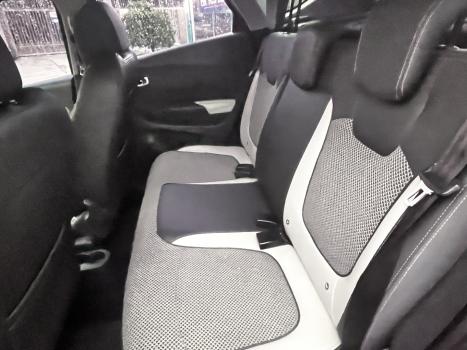 RENAULT Captur 1.6 16V 4P FLEX SCE INTENSE X-TRONIC CVT, Foto 8