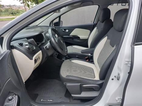 RENAULT Captur 1.6 16V 4P FLEX SCE INTENSE X-TRONIC CVT, Foto 8
