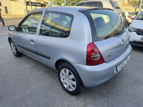 RENAULT Clio Hatch 1.0 16V 4P FLEX AUTHENTIQUE, Foto 4