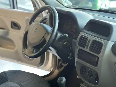 RENAULT Clio Hatch 1.0 16V 4P FLEX CAMPUS, Foto 4