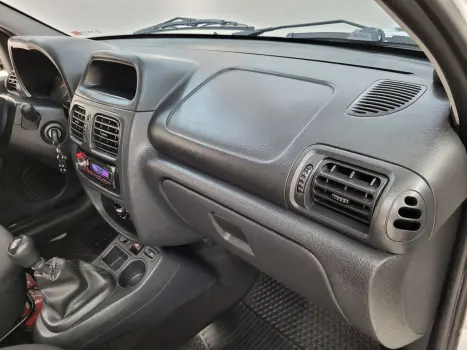 RENAULT Clio Hatch 1.0 16V FLEX AUTHENTIQUE, Foto 6
