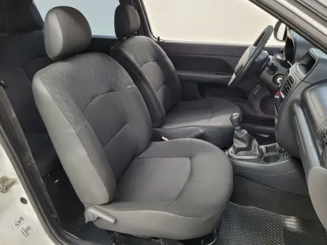 RENAULT Clio Hatch 1.0 16V FLEX AUTHENTIQUE, Foto 7
