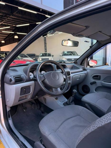 RENAULT Clio Hatch 1.0 16V AUTHENTIQUE, Foto 8