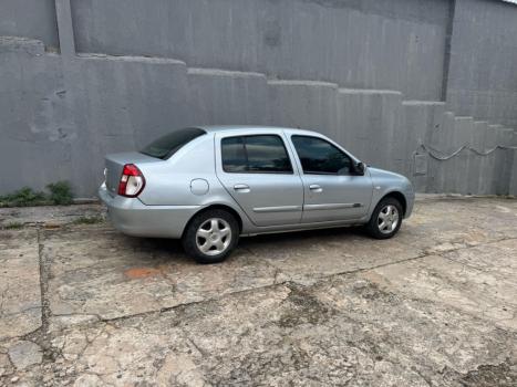 RENAULT Clio Sedan 1.6 16V 4P PRIVILEGE, Foto 2