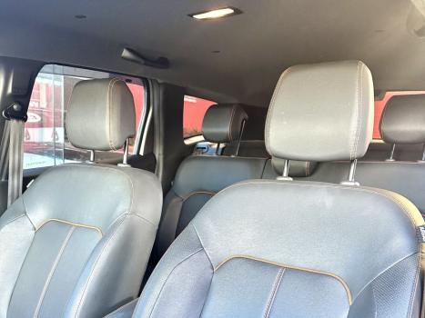 RENAULT Duster 1.3 16V 4P ICONIC TURBO TCe AUTOM�TICO CVT, Foto 9