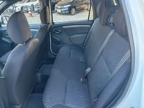 RENAULT Duster 1.6 16V 4P FLEX EXPRESSION, Foto 12 RENAULT Duster 1.6 16V 4P FLEX EXPRESSION, Foto 12