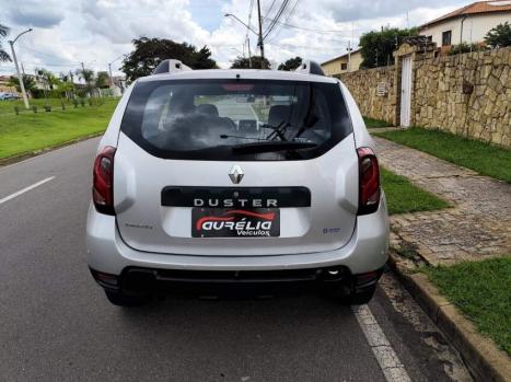 RENAULT Duster 1.6 16V 4P FLEX SCE AUTHENTIQUE X-TRONIC AUTOM�TICO, Foto 4