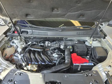 RENAULT Duster 1.6 16V 4P FLEX ZEN X-TRONIC AUTOM�TICO, Foto 19