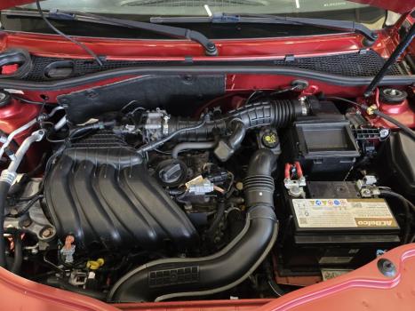 RENAULT Duster 1.6 16V 4P FLEX SCE AUTHENTIQUE X-TRONIC AUTOM�TICO, Foto 17