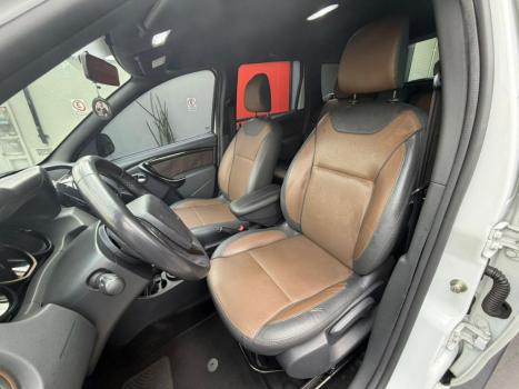 RENAULT Duster 1.6 16V 4P FLEX DYNAMIQUE AUTOM�TICO CVT, Foto 14