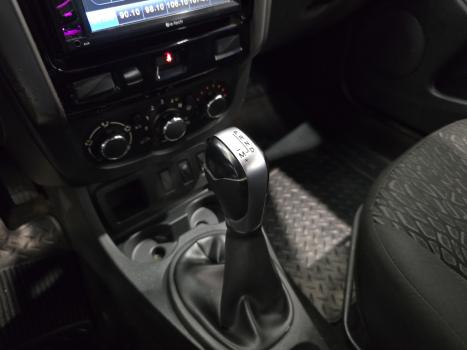 RENAULT Duster 1.6 16V 4P FLEX SCE AUTHENTIQUE X-TRONIC AUTOM�TICO, Foto 9