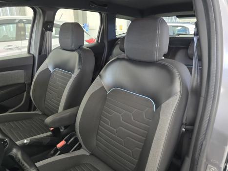 RENAULT Duster 1.6 16V 4P FLEX SCE ICONIC X-TRONIC AUTOM�TICO, Foto 15
